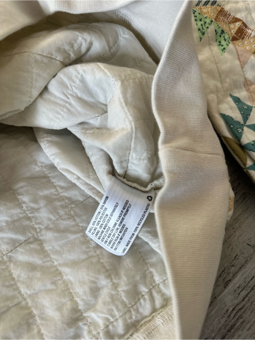 Universal Thread Quilted Crewneck Sweatshirt - Cream, Pink & Green - Picture 8 of 8